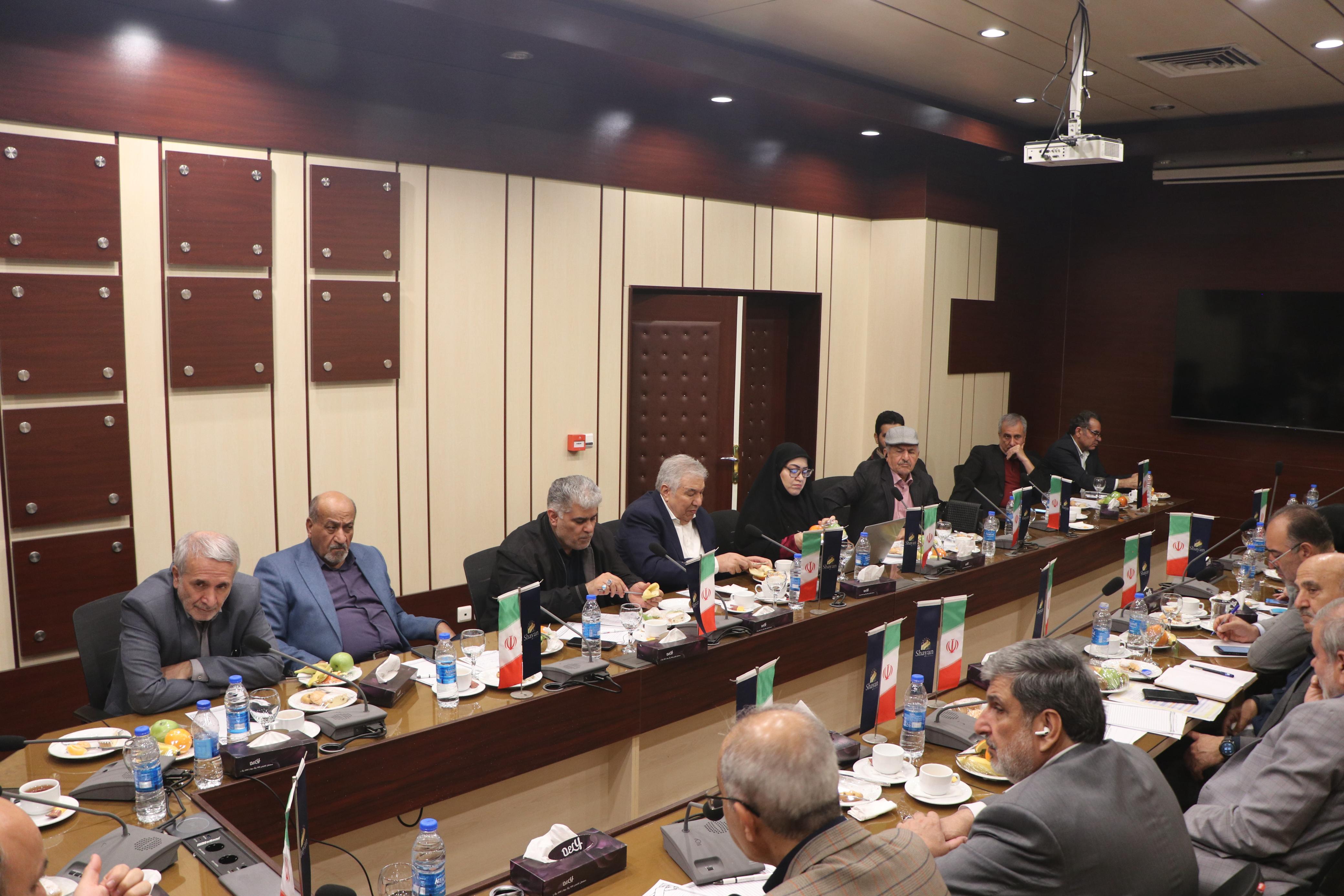 نشستهماهنگیکمیسیونبینالمللجامعهخیرینمدرسهسازدرکیشزمستان1404